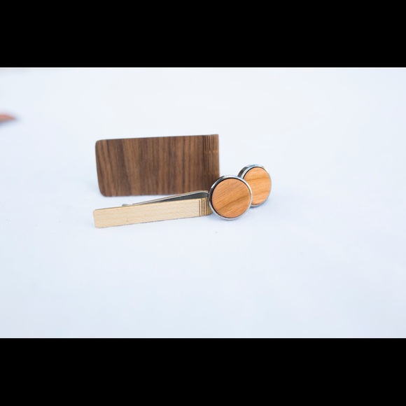 Handmade wood cufflinks - Picture 3 of 3